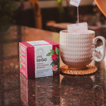Segunda imagem do produto Chá Frutas & Flores - Hibisco, Amora & Rosa Silvestre
